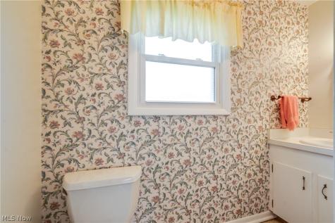 6444 Akron Avenue NW Canal Fulton OH 44614