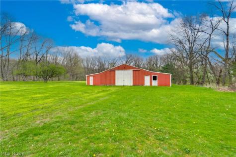 6444 Akron Avenue NW Canal Fulton OH 44614