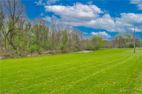 6444 Akron Avenue NW Canal Fulton OH 44614
