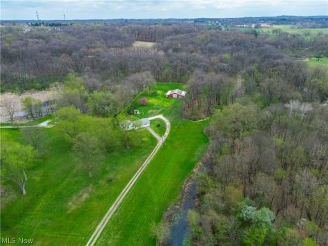 6444 Akron Avenue NW Canal Fulton OH 44614