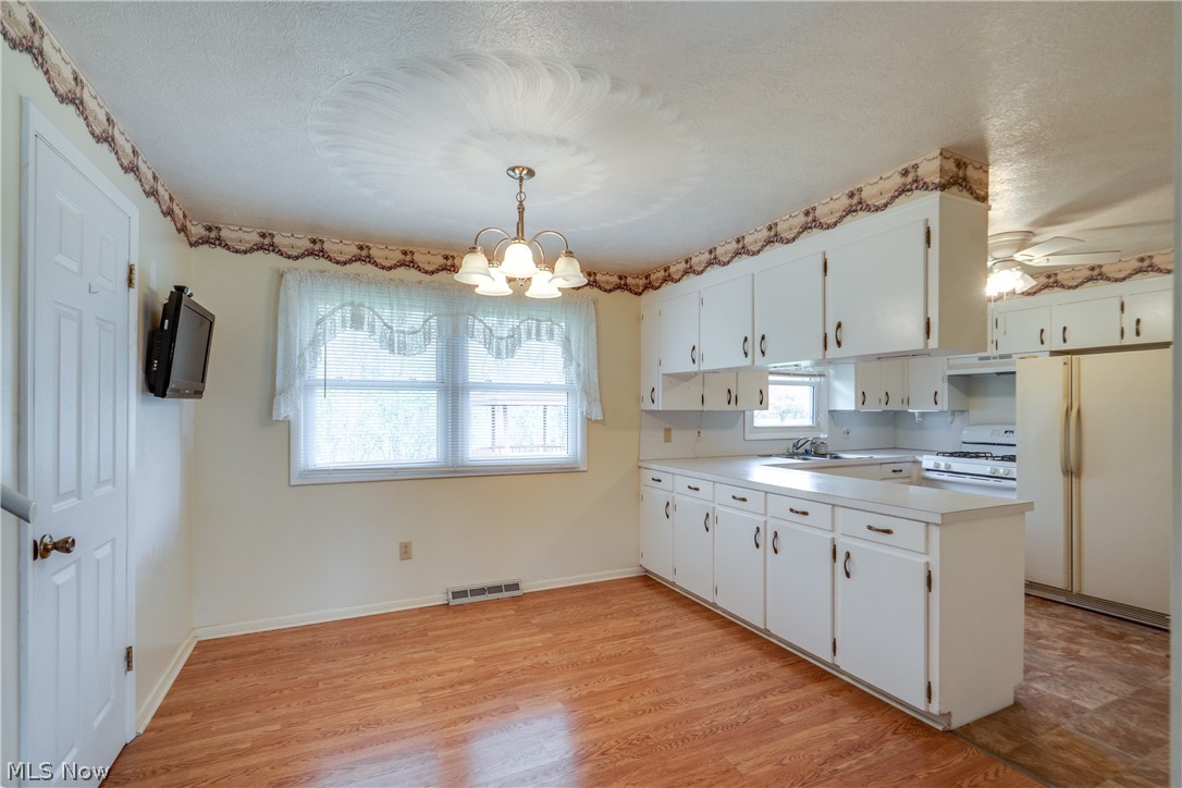 6444 Akron Avenue NW Canal Fulton OH 44614
