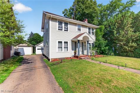 1815 Harvard Avenue NW Canton OH 44709