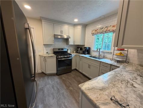 11280 Braddock Street NW Canal Fulton OH 44614