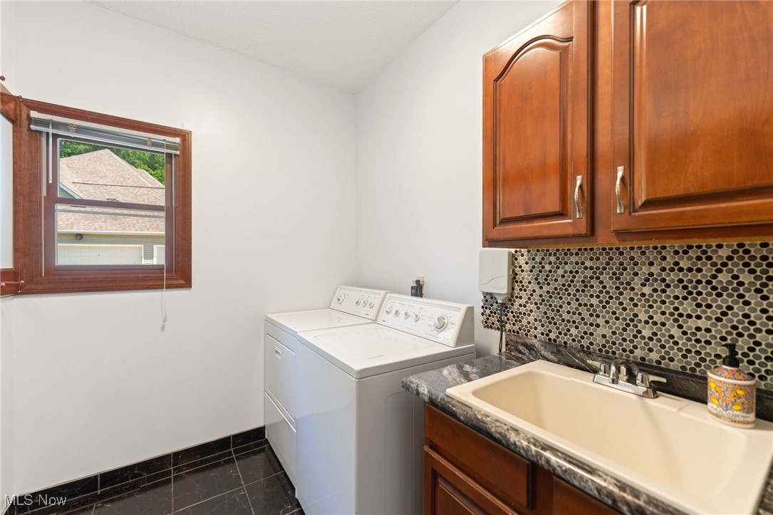 3732 Greenbriar Circle Westlake OH 44145