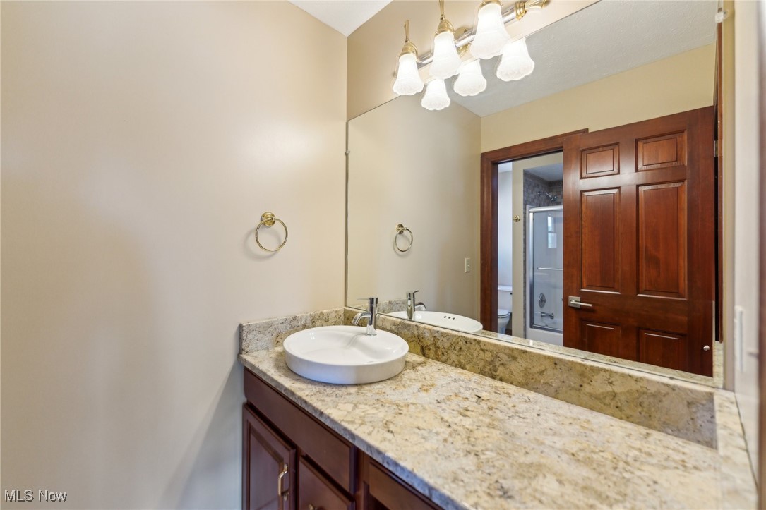 3732 Greenbriar Circle Westlake OH 44145