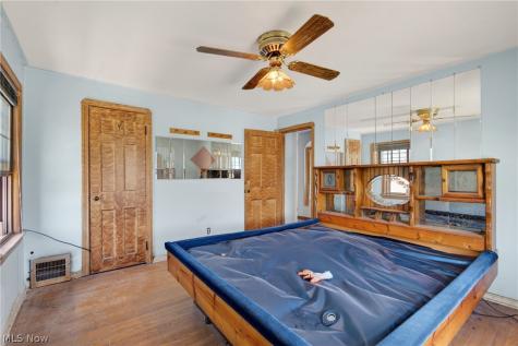 17110 Puritas Avenue Cleveland OH 44135