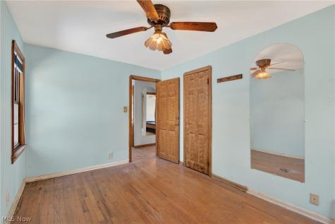 17110 Puritas Avenue Cleveland OH 44135