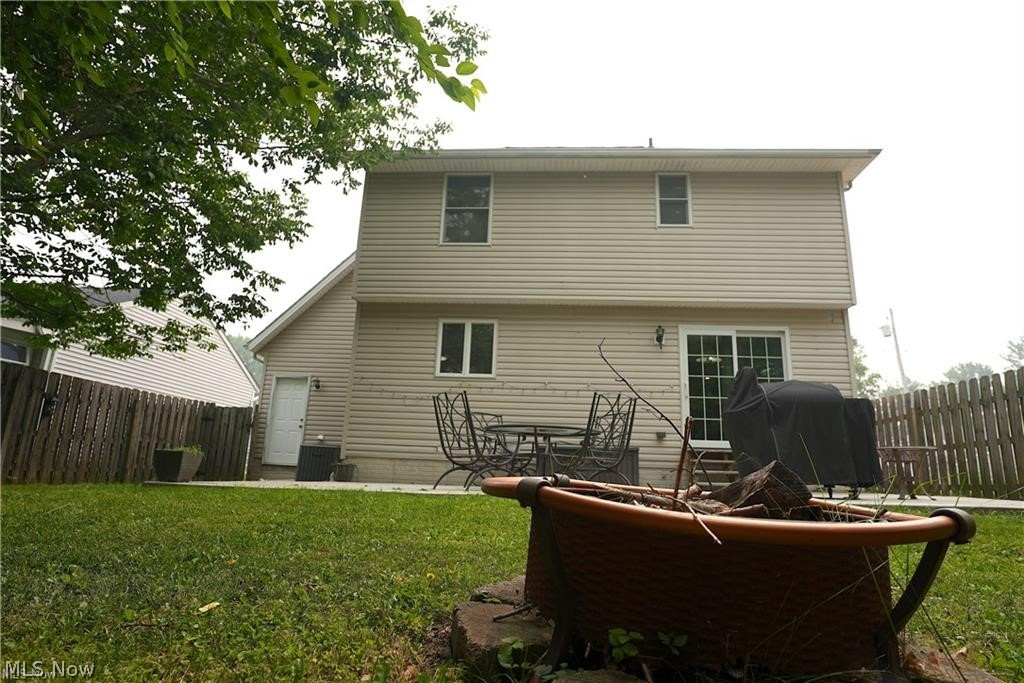 5856 Ridgeview Boulevard North Ridgeville OH 44039
