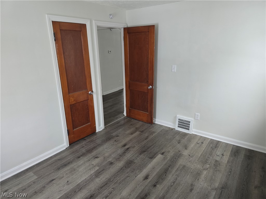 4667 E 86th Street Garfield Heights OH 44125