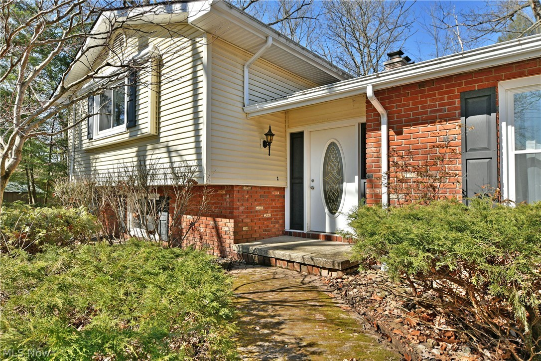 9 Hillside Drive Girard OH 44420
