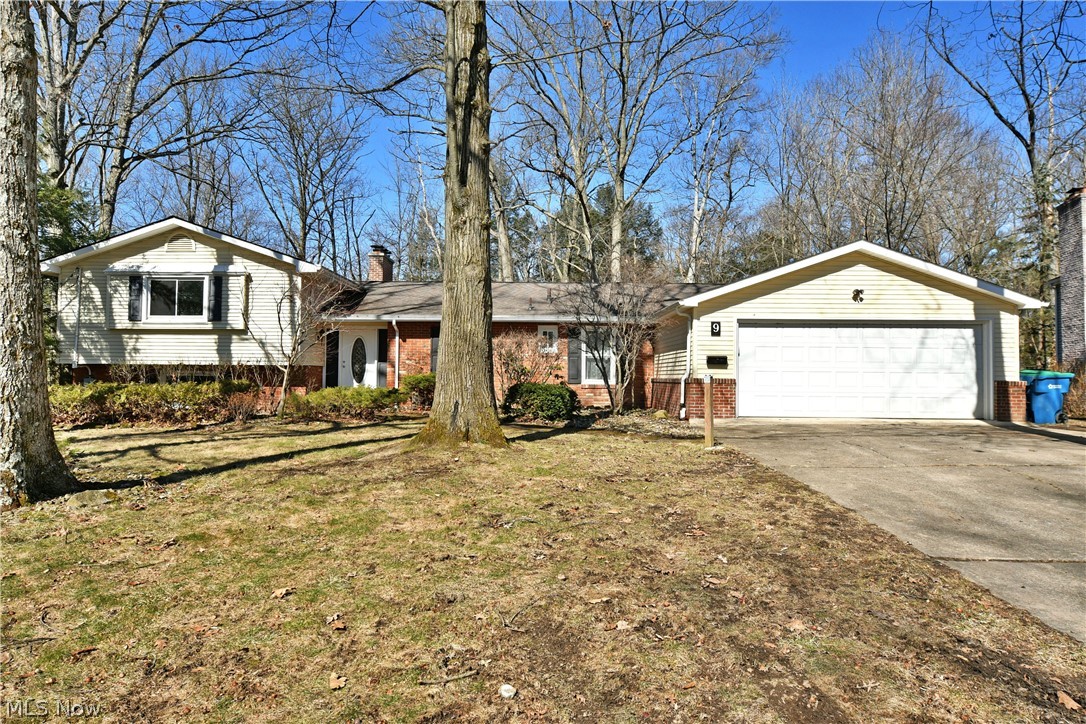 9 Hillside Drive Girard OH 44420