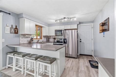 2533 W 37th Street Lorain OH 44053