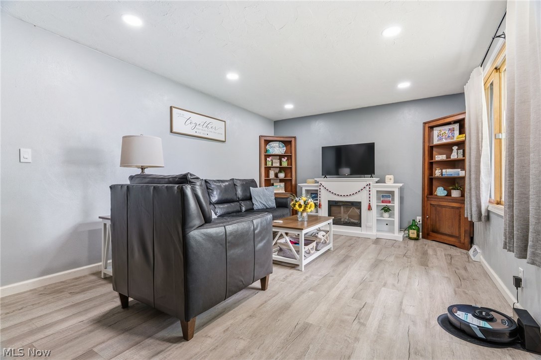 2533 W 37th Street Lorain OH 44053