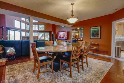 29 Starboard Circle Akron OH 44319