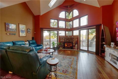 29 Starboard Circle Akron OH 44319