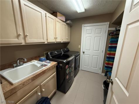 29 Starboard Circle Akron OH 44319