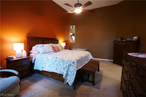 29 Starboard Circle Akron OH 44319