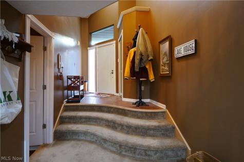 29 Starboard Circle Akron OH 44319