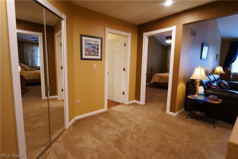 29 Starboard Circle Akron OH 44319