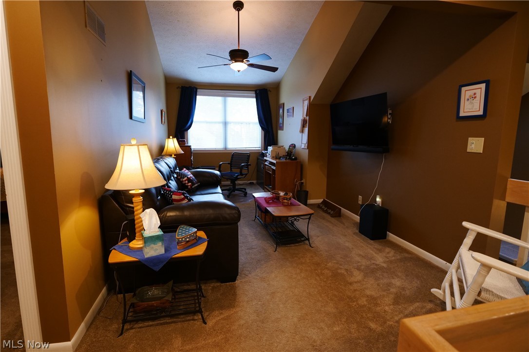 29 Starboard Circle Akron OH 44319
