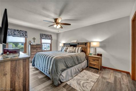 19990 Winding Trail Strongsville OH 44149