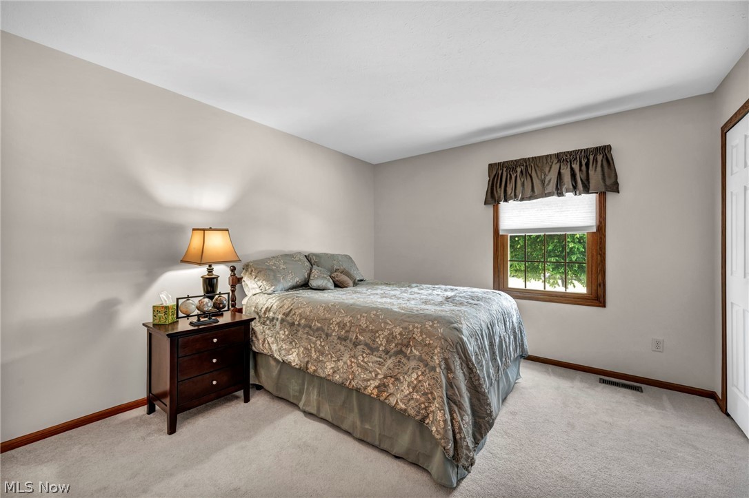 19990 Winding Trail Strongsville OH 44149