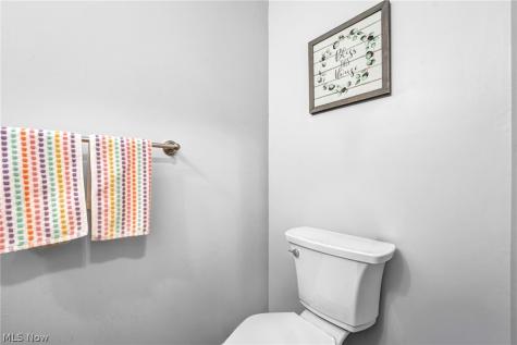 19990 Winding Trail Strongsville OH 44149