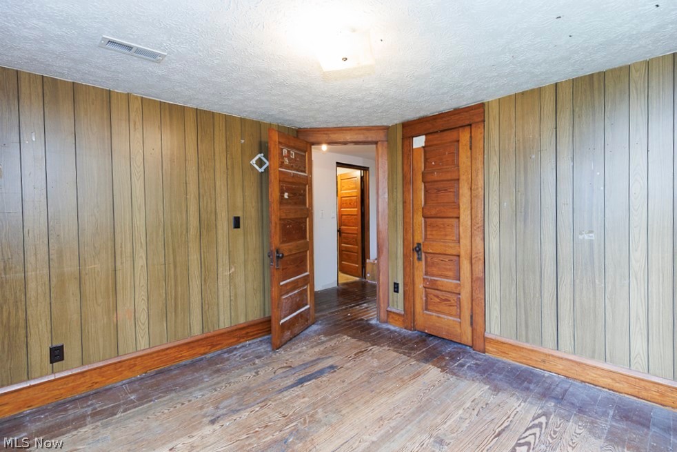 39937 State Route 303 Lagrange OH 44050
