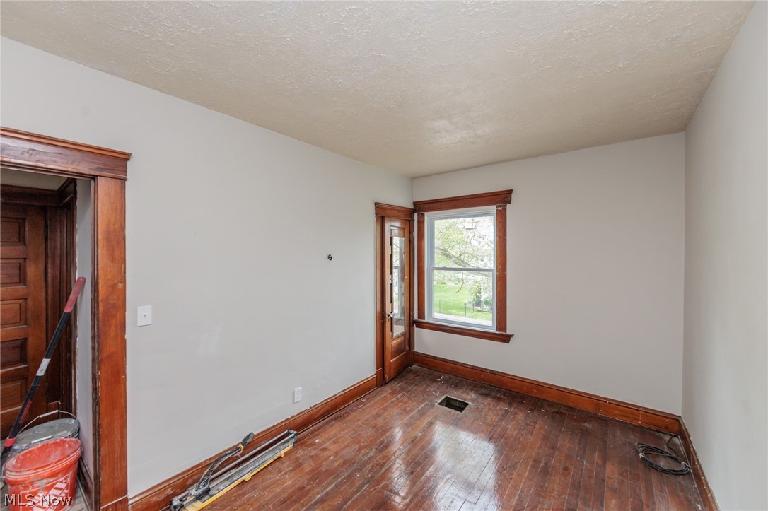 3879 W 21st Street Cleveland OH 44109