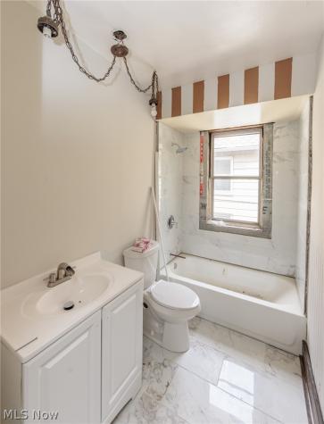 3879 W 21st Street Cleveland OH 44109