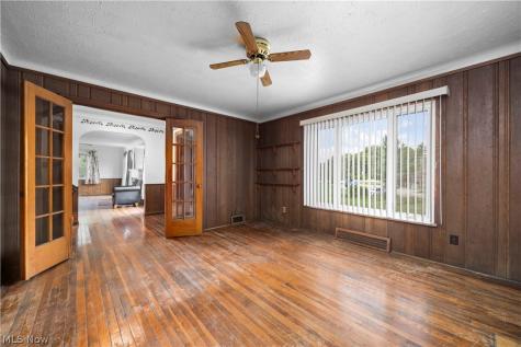 6515 Wedgewood Drive North Olmsted OH 44070