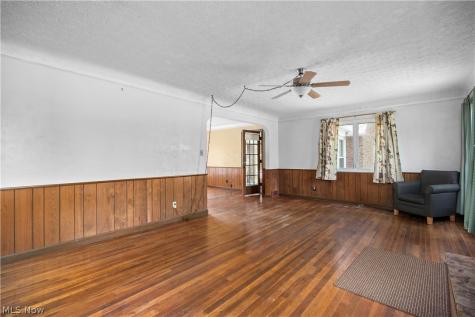 6515 Wedgewood Drive North Olmsted OH 44070