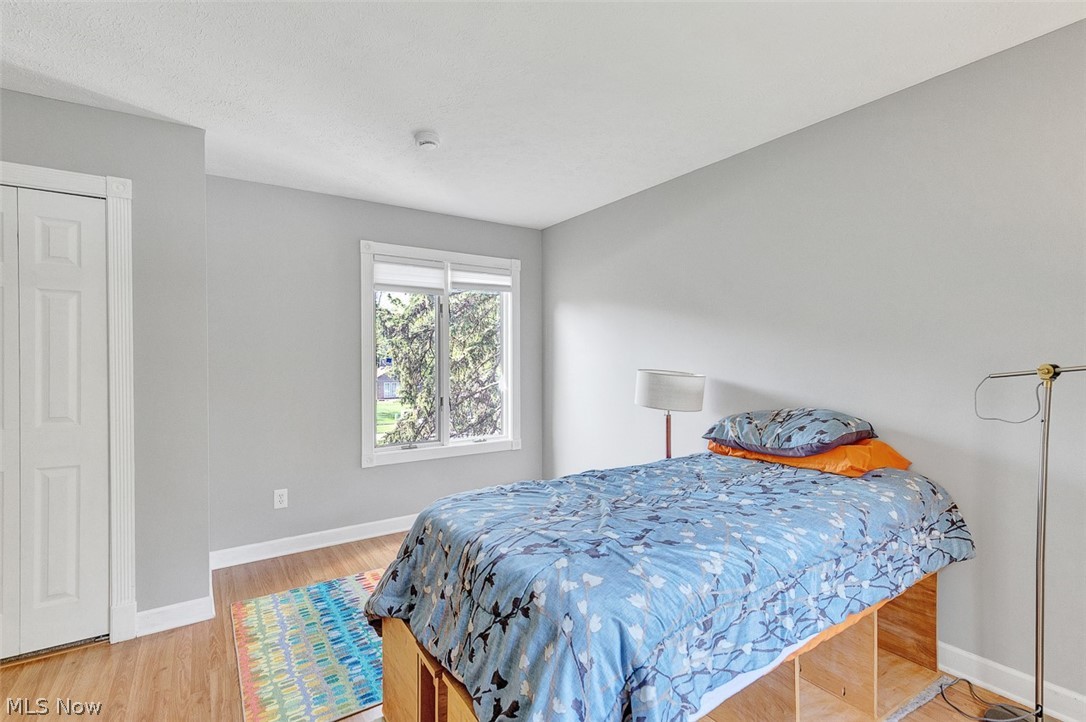32290 Orchard Park Drive Avon Lake OH 44012