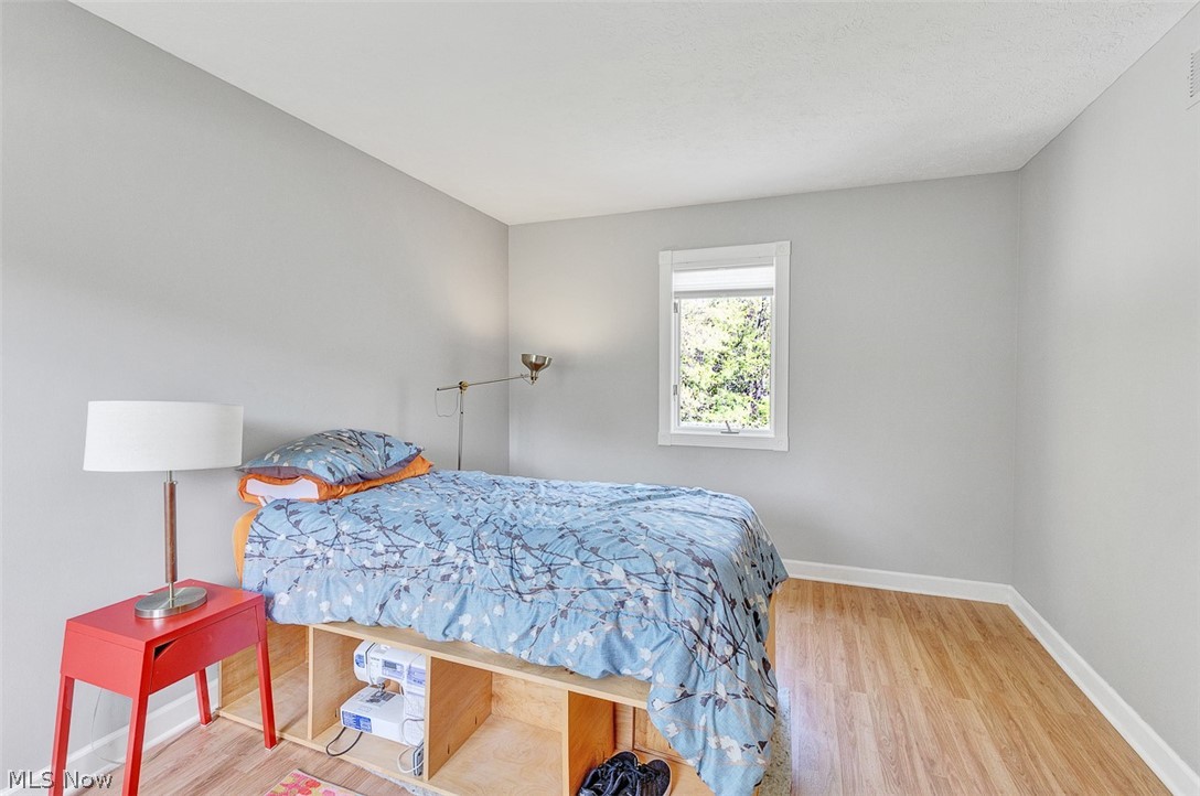 32290 Orchard Park Drive Avon Lake OH 44012