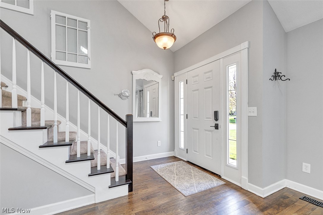 32290 Orchard Park Drive Avon Lake OH 44012