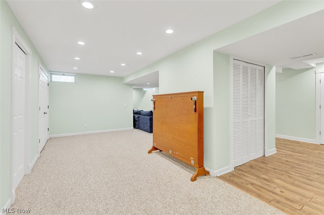 32290 Orchard Park Drive Avon Lake OH 44012
