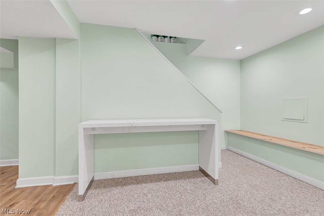 32290 Orchard Park Drive Avon Lake OH 44012