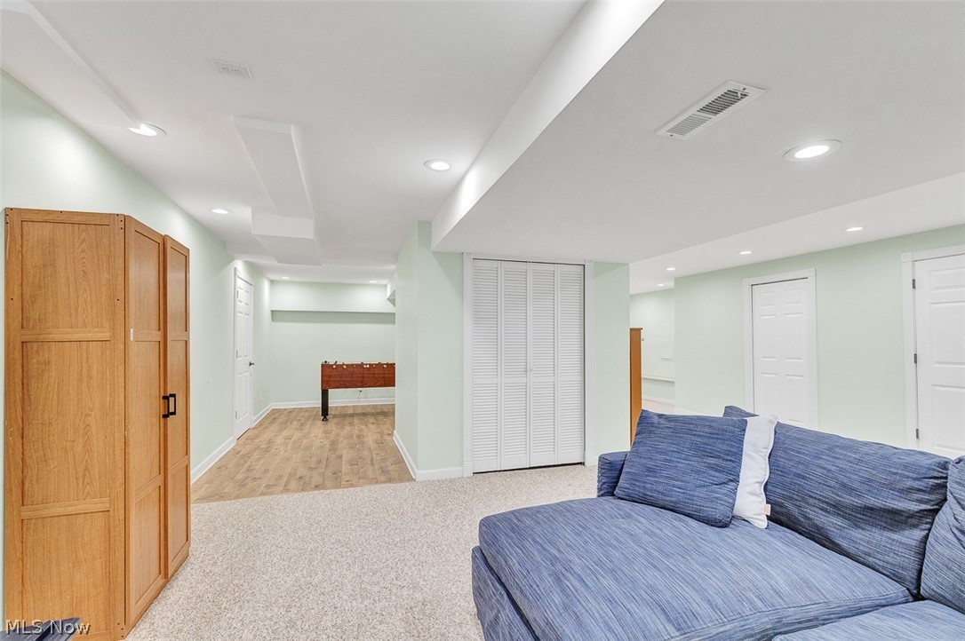 32290 Orchard Park Drive Avon Lake OH 44012