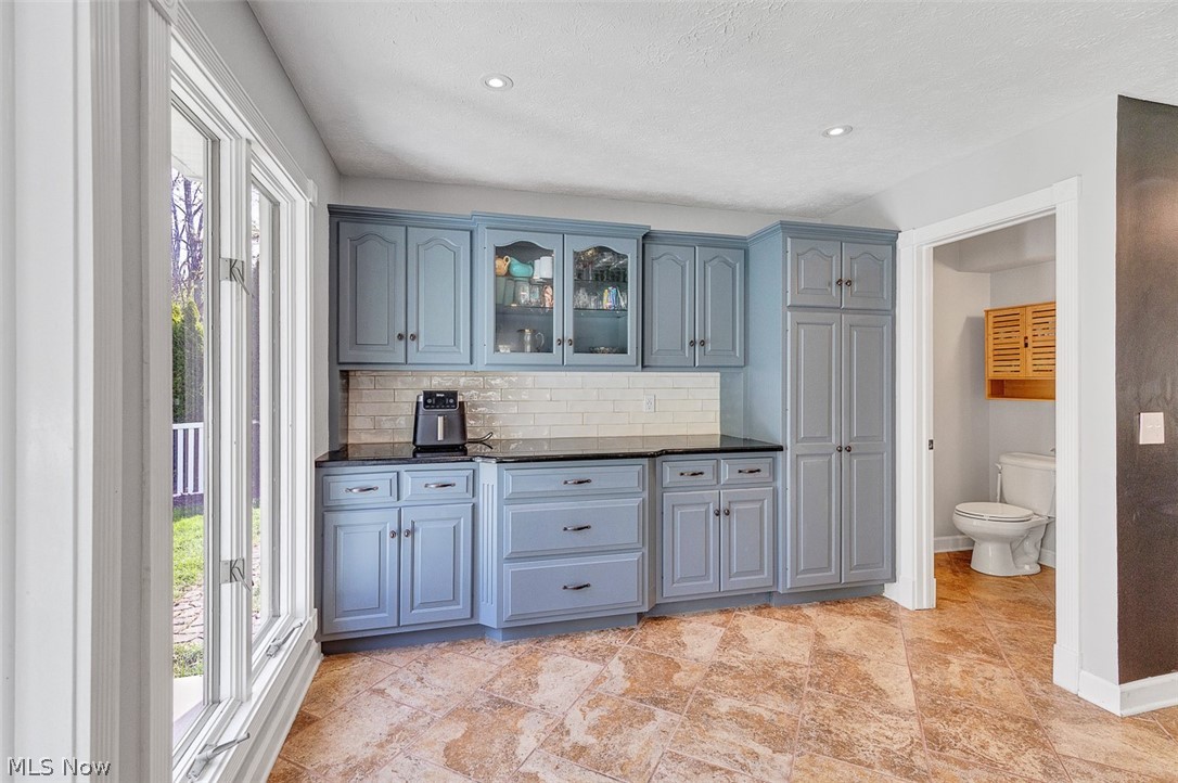 32290 Orchard Park Drive Avon Lake OH 44012