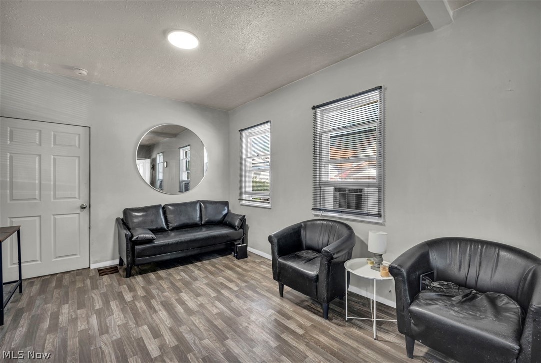 3502 Carlyle Avenue Cleveland OH 44109
