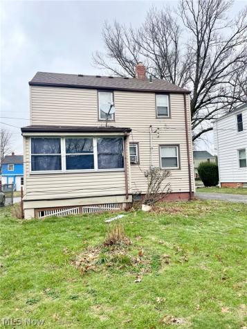 16114 Delrey Avenue Cleveland OH 44128