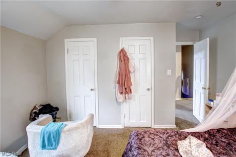 16114 Delrey Avenue Cleveland OH 44128