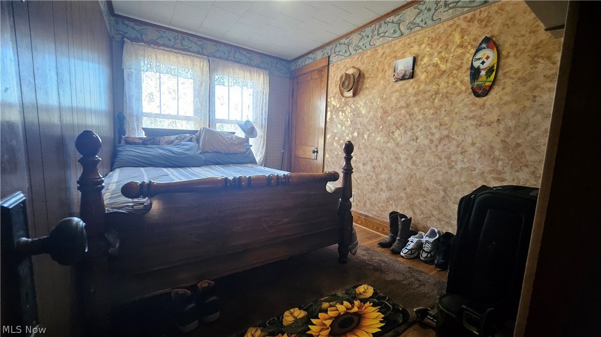 839 W Vine Street Martins Ferry OH 43935
