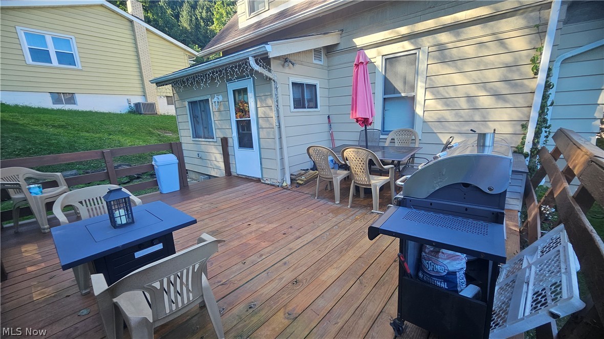 839 W Vine Street Martins Ferry OH 43935