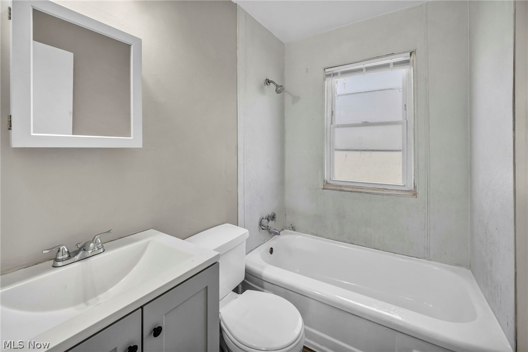 9901 Marah Avenue Cleveland OH 44104
