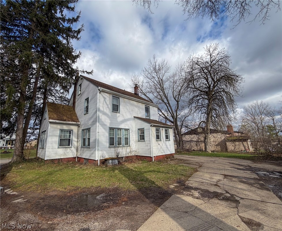 2233 Glenwood Avenue Youngstown OH 44511