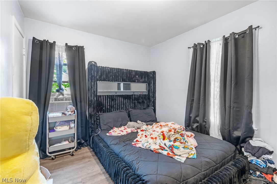 12612 Firsby Avenue Cleveland OH 44135