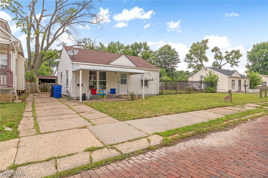 12612 Firsby Avenue Cleveland OH 44135