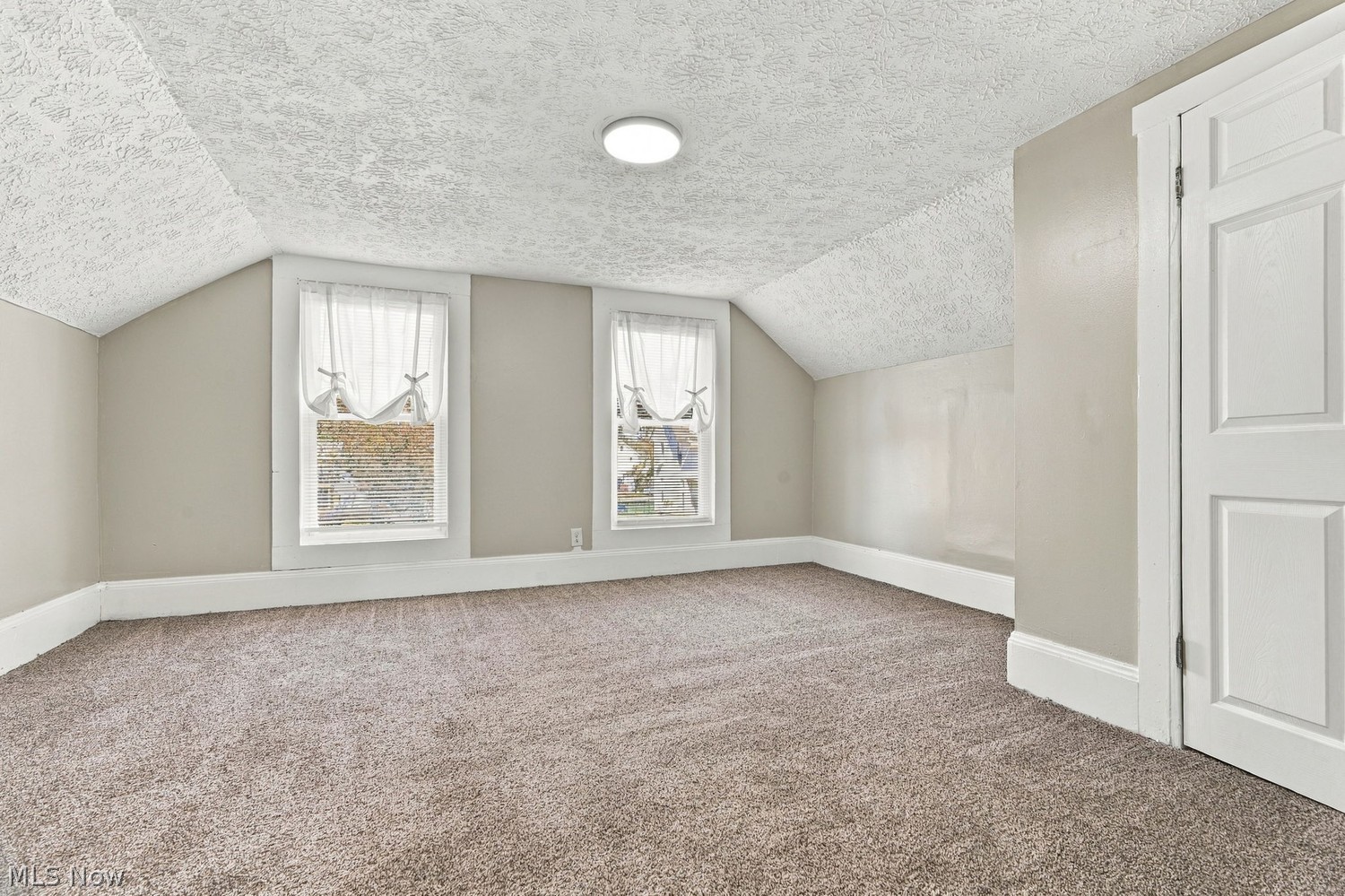 930 E Main Street Louisville OH 44641