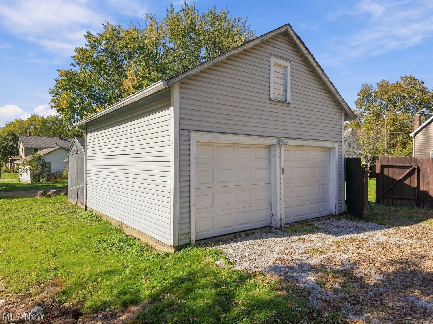 930 E Main Street Louisville OH 44641